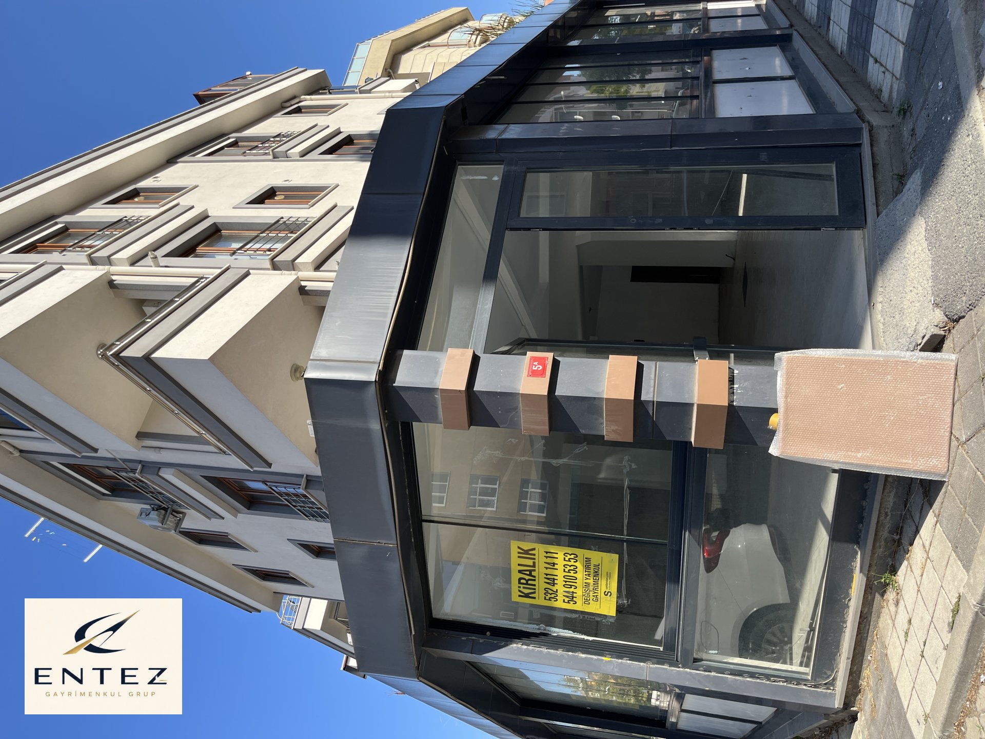 Çekmeköy Sancaktepe 330 M² Düz ayak kiracılı dükkan