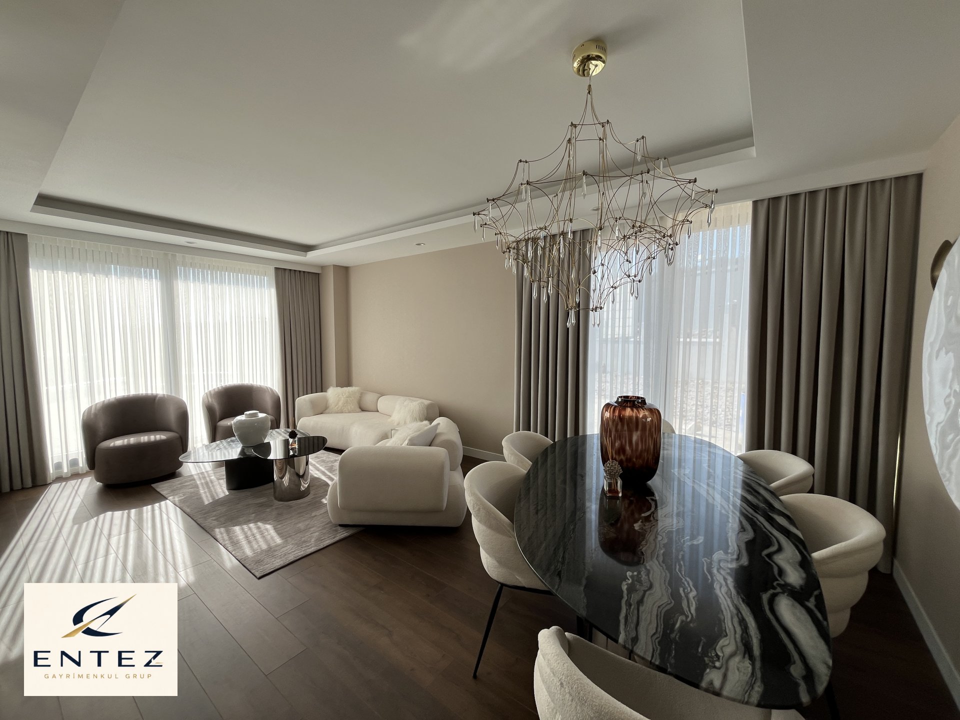 İstanbul Çekmeköy Alemdağ 135 M² site içi 3+1