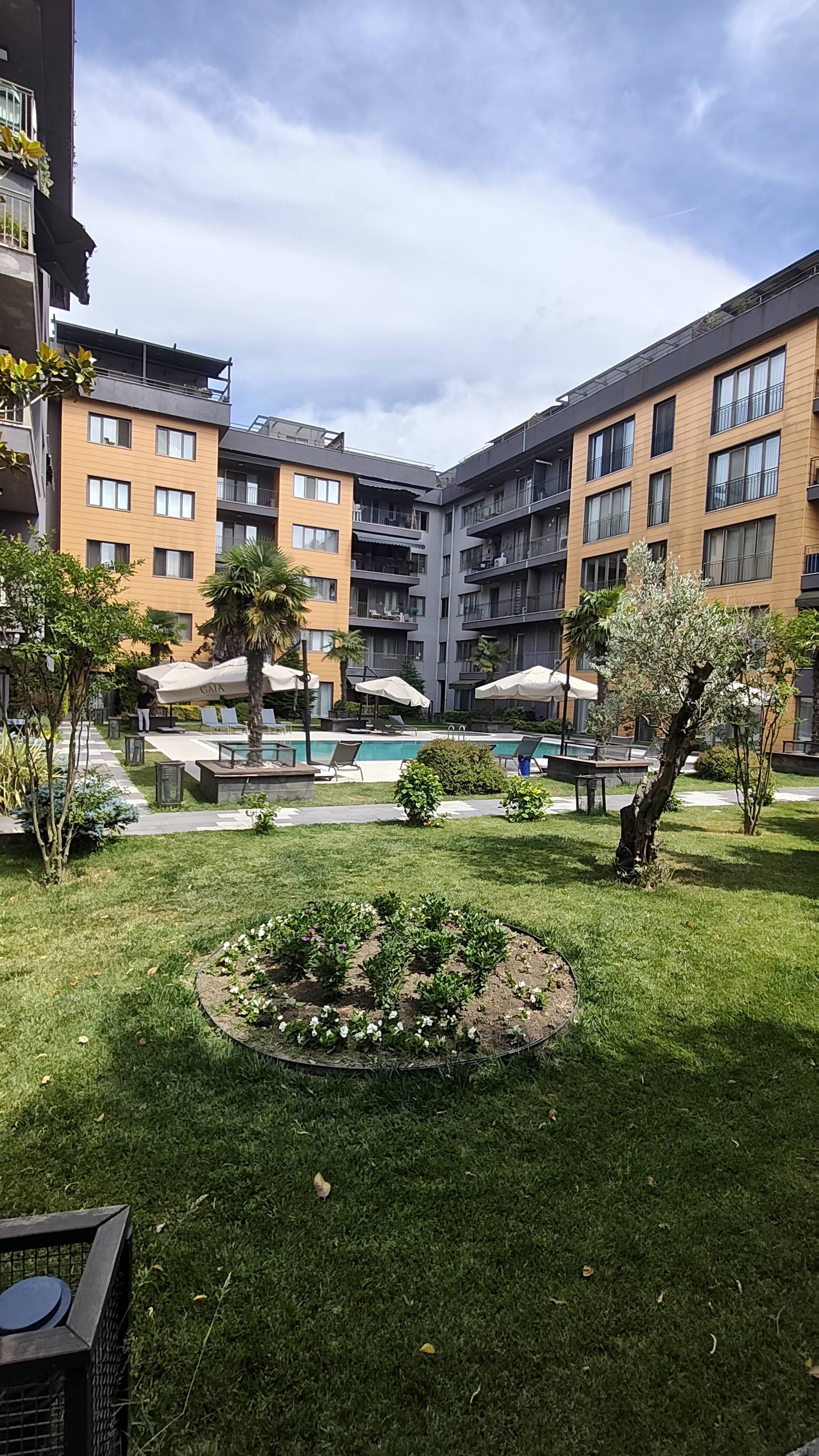 Kemerburgaz Göktürk'de 118 M² Site içi ebeveyn li 2+1